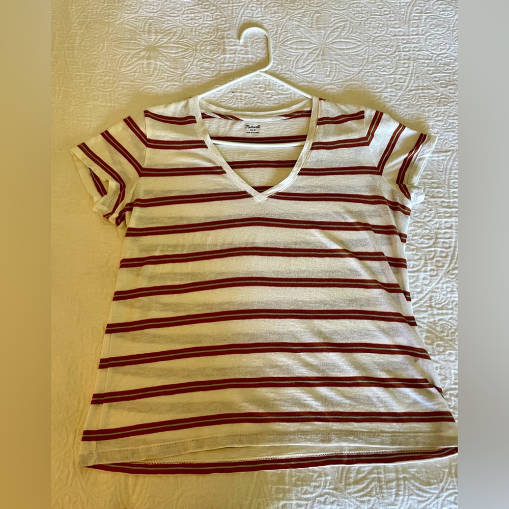Madewell white and rusty red/orange striped t-shirt women’s size small